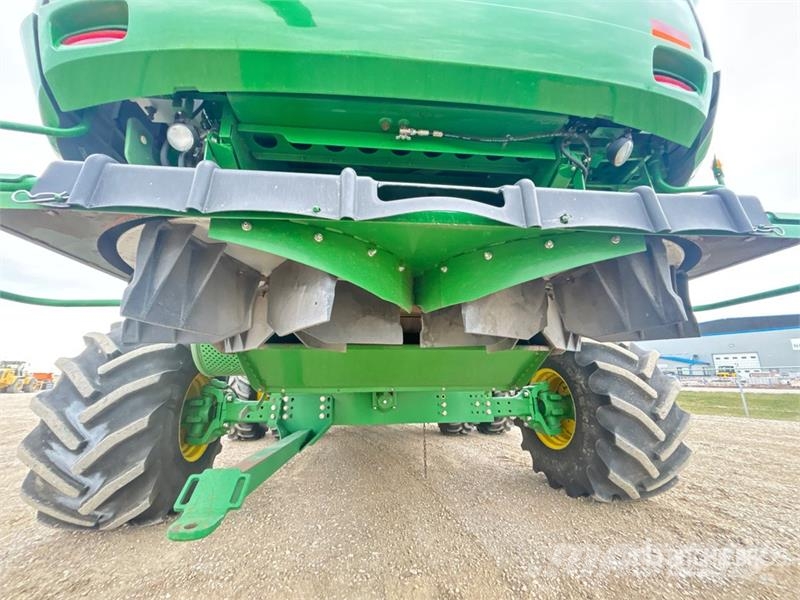 John Deere S680 Kombajni