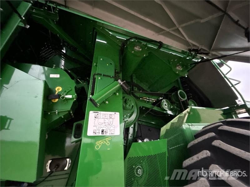 John Deere S680 Kombájnok