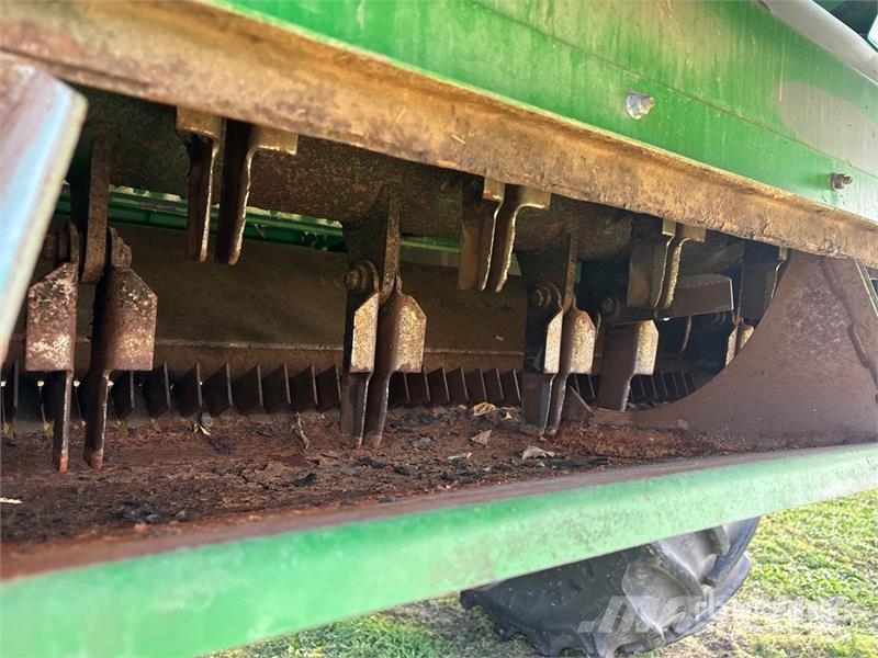 John Deere S680 Mietitrebbiatrici