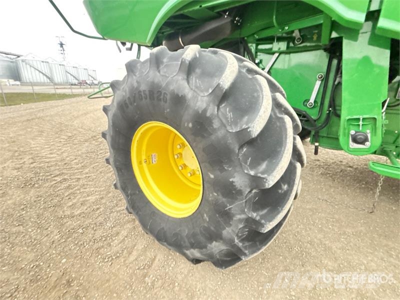 John Deere S680 Kombájnok