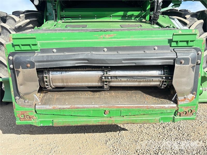 John Deere S680 Mejetærskere