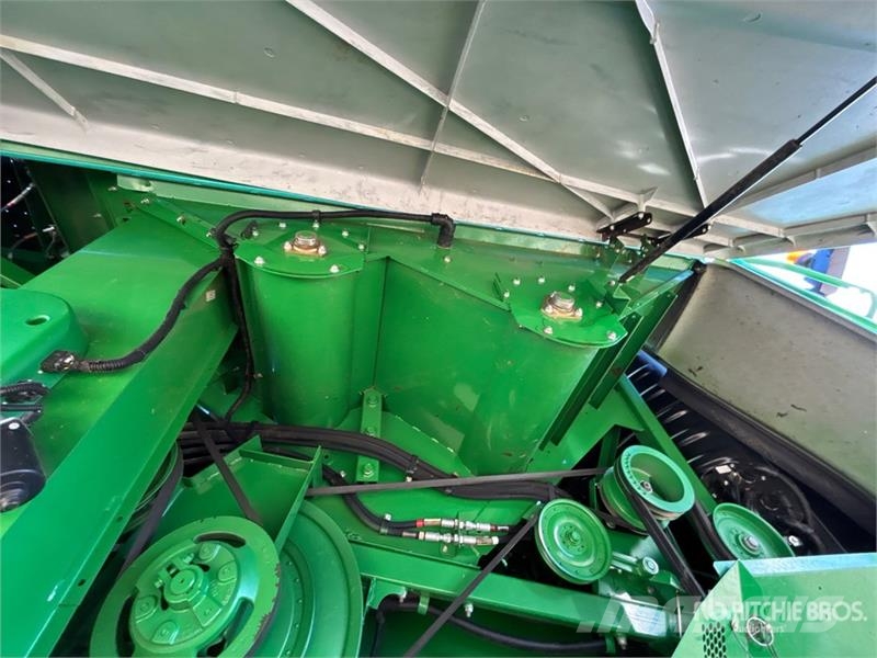 John Deere S680 Kombájnok