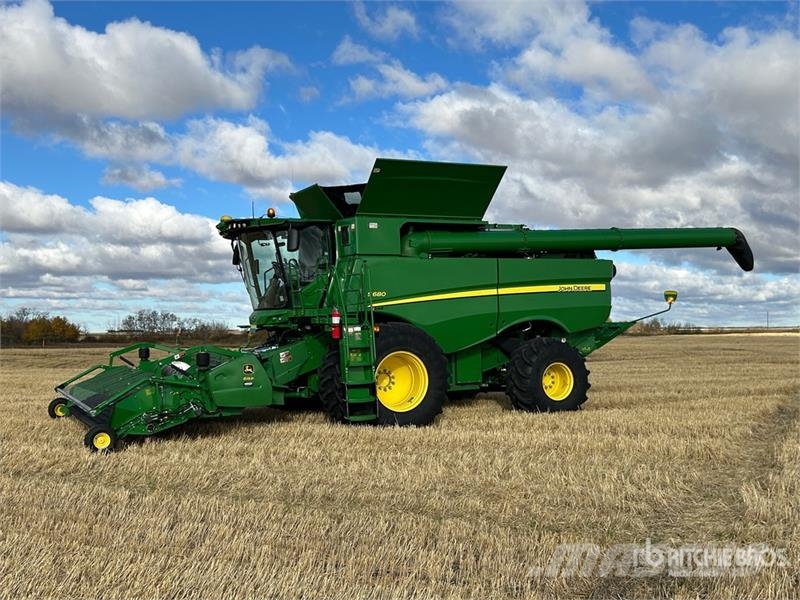 John Deere S680 Kombajni