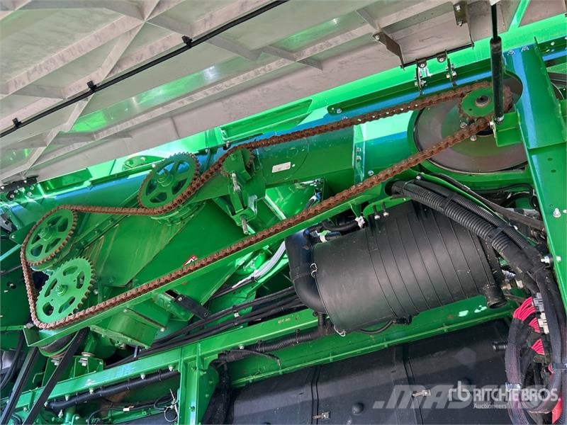 John Deere S680 حصادات