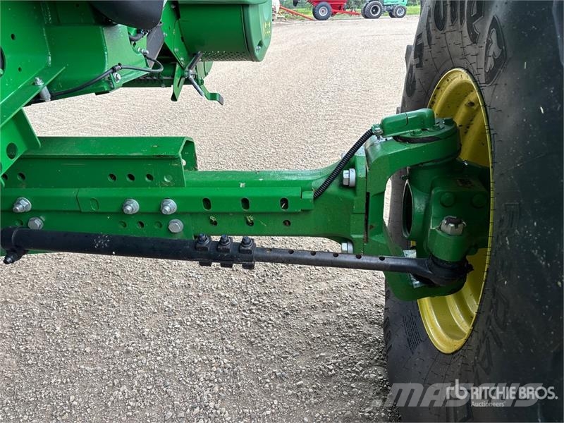 John Deere S680 Combine harvesters