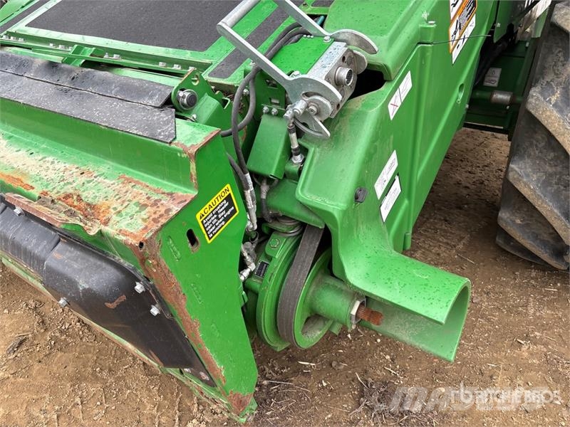 John Deere S680 Mietitrebbiatrici