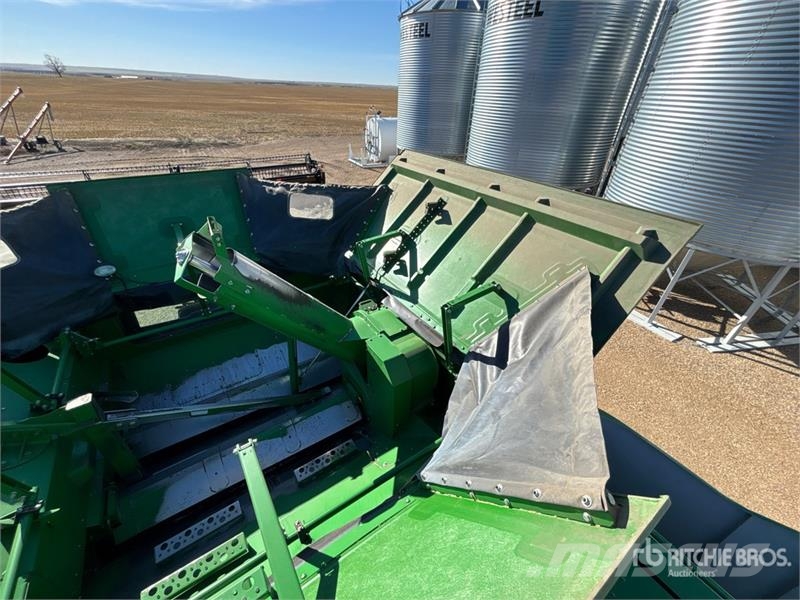 John Deere S680 Kombájnok