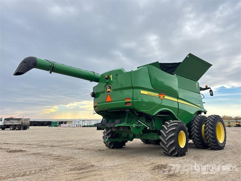 John Deere S680 Kombajni