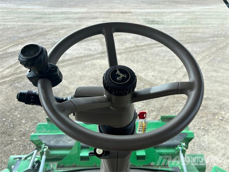 John Deere S680 حصادات