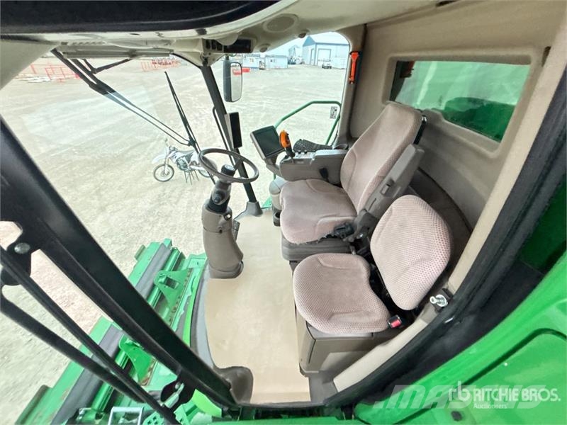 John Deere S680 Kombájnok