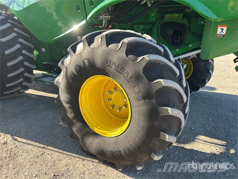 John Deere S680 حصادات