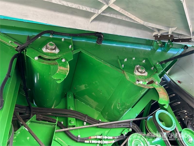 John Deere S680 حصادات