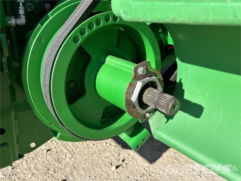John Deere S680 حصادات