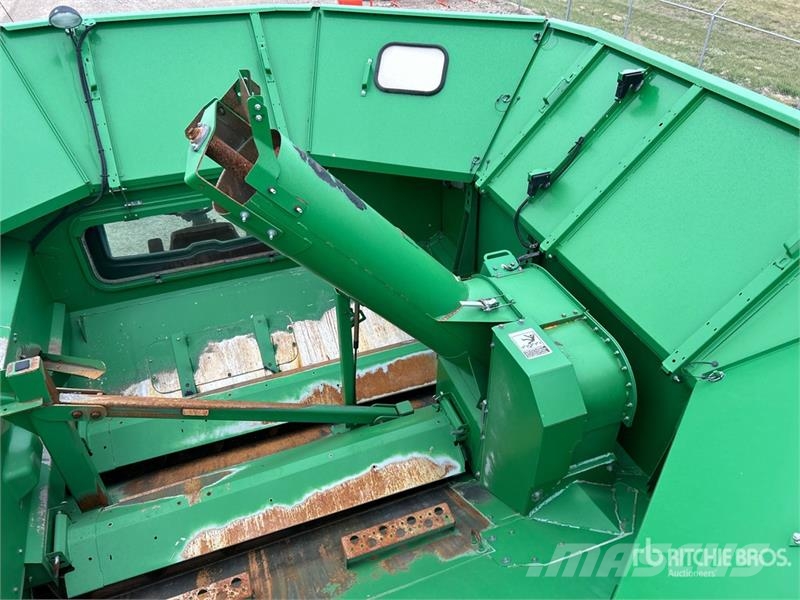 John Deere S680 Kombájnok