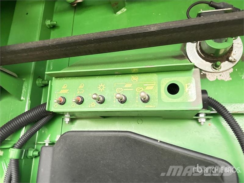 John Deere S680 Kombájnok