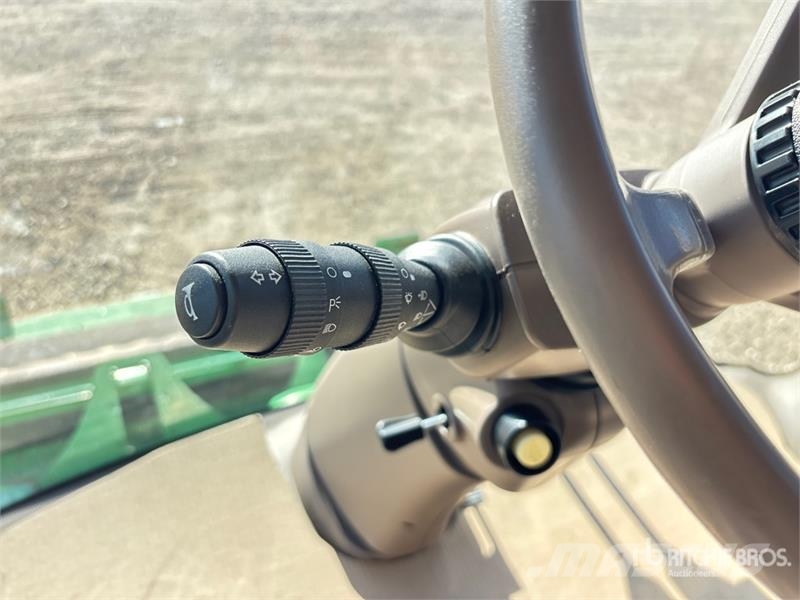 John Deere S680 حصادات