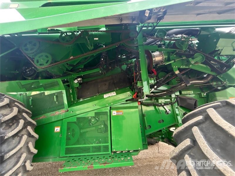 John Deere S680 Kombajni