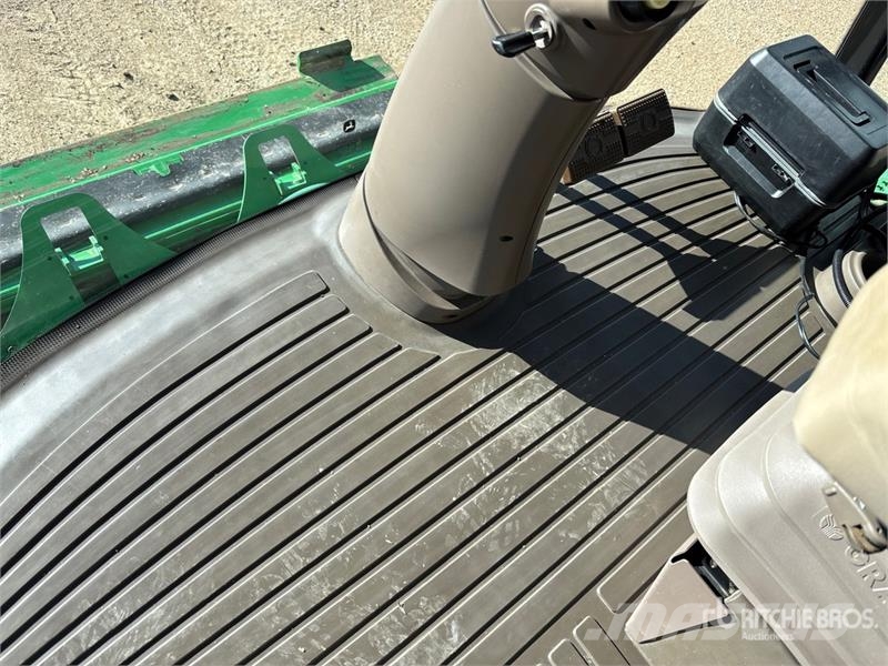 John Deere S680 Skurtreskere