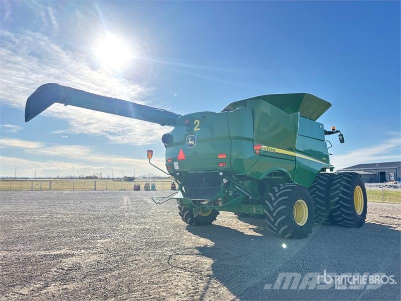 John Deere S680 حصادات
