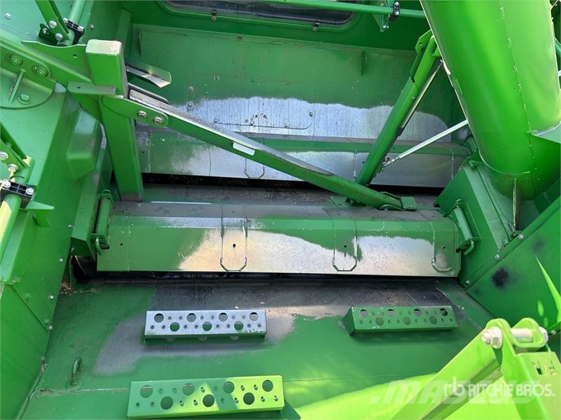 John Deere S680 Skurtreskere