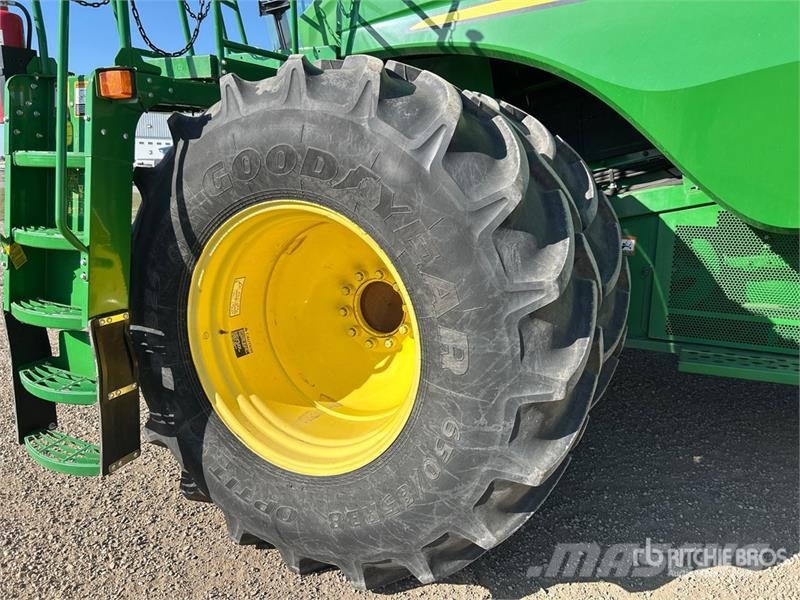 John Deere S680 Kombajni
