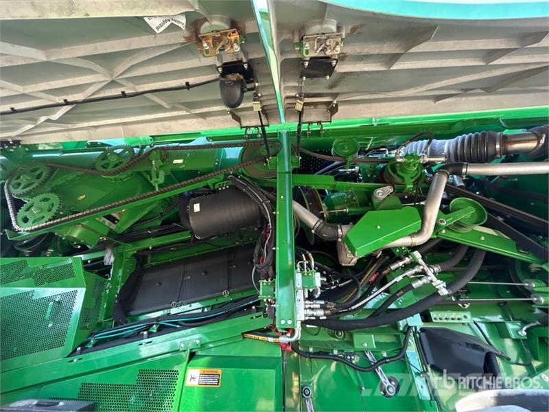 John Deere S680 حصادات
