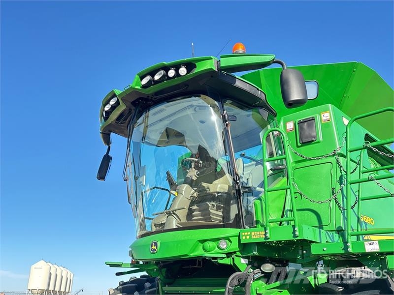 John Deere S680 حصادات