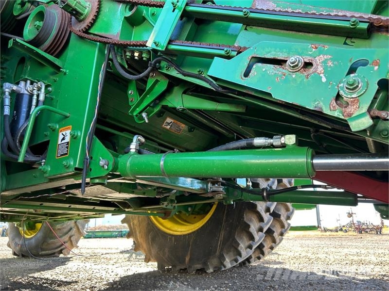 John Deere S680 حصادات