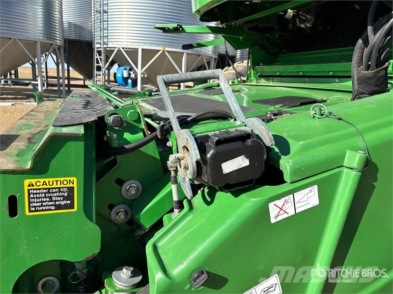 John Deere S680 Kombájnok