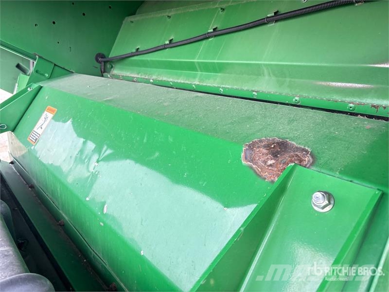John Deere S680 Kombajni