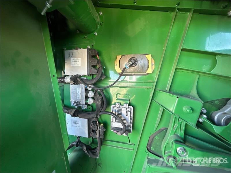 John Deere S680 Kombajni