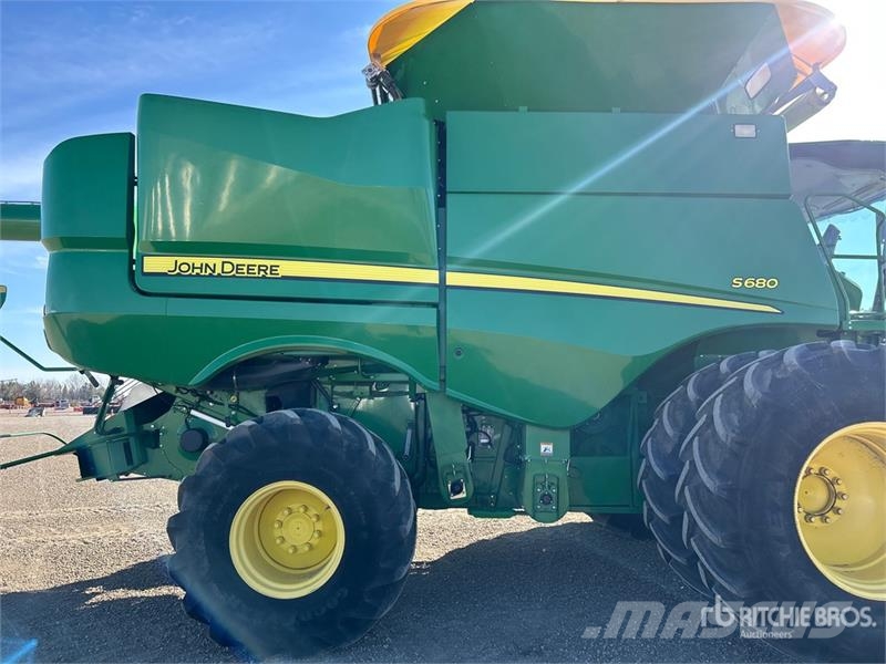 John Deere S680 Kombajni