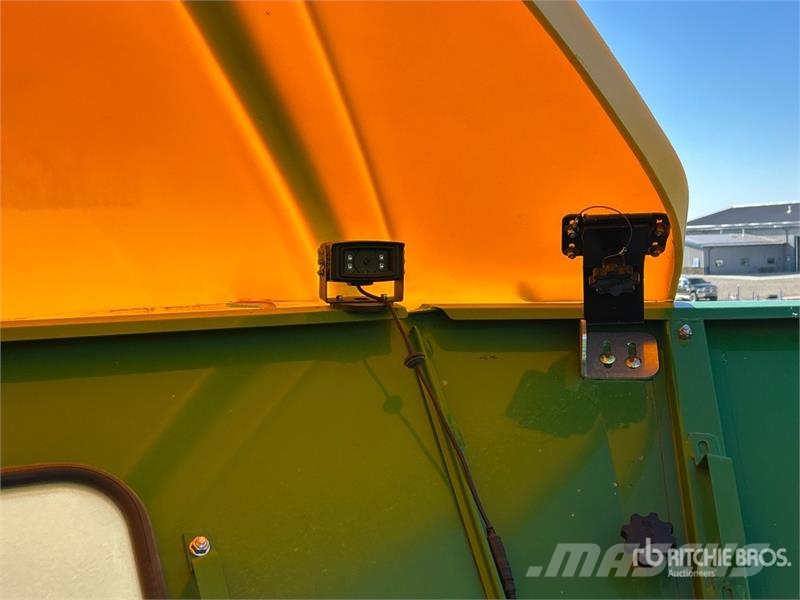 John Deere S680 Kombajni