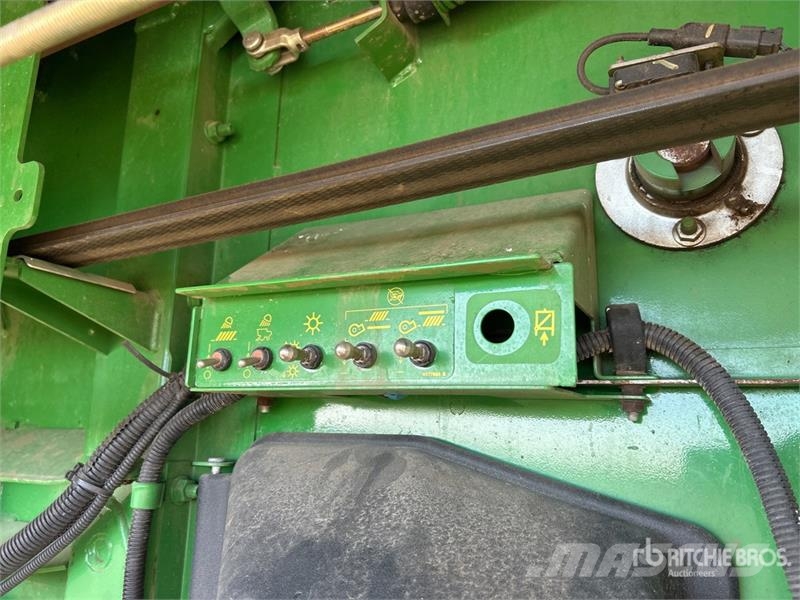 John Deere S680 Kombajni
