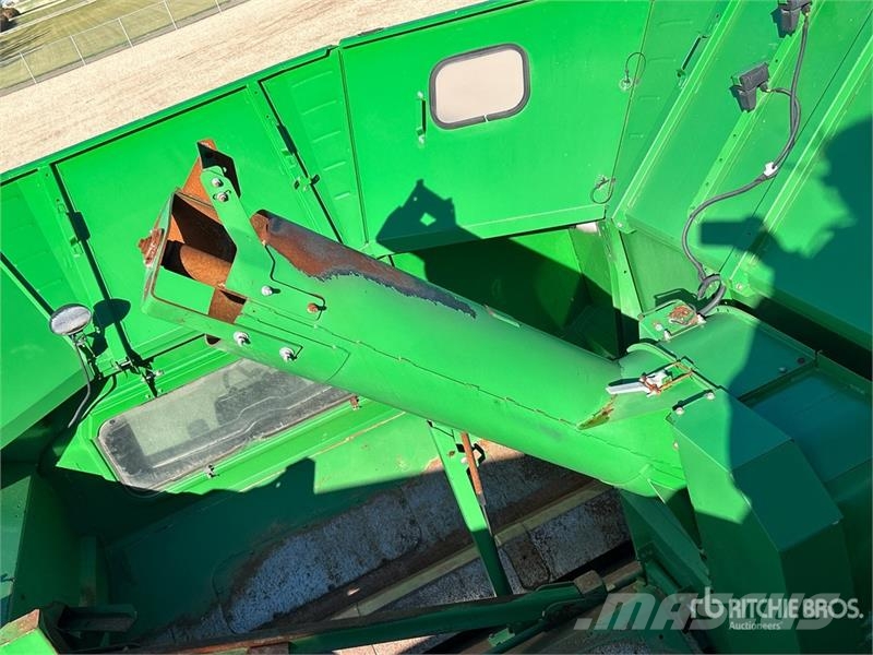 John Deere S680 Maaidorsmachines