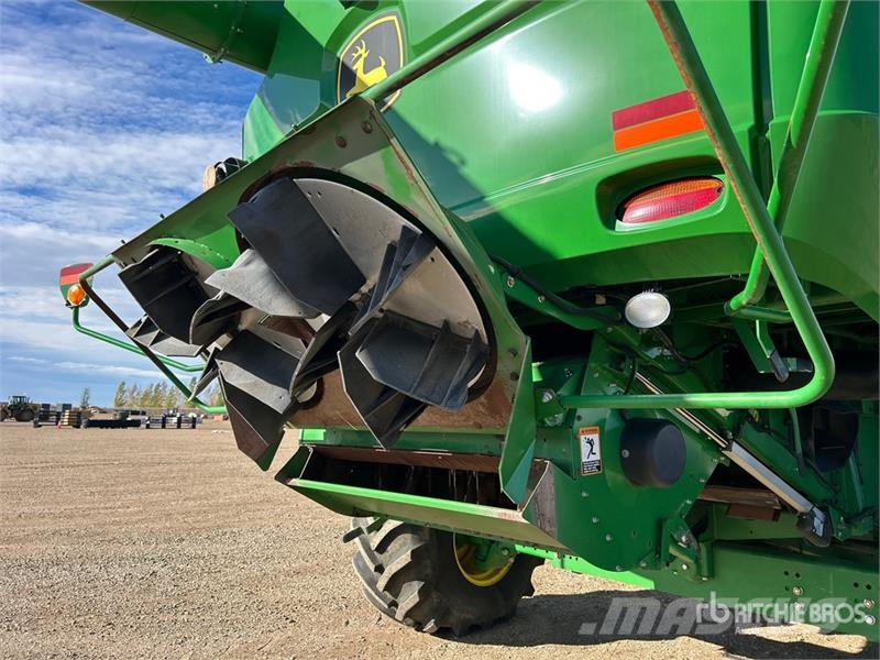 John Deere S680 Maaidorsmachines