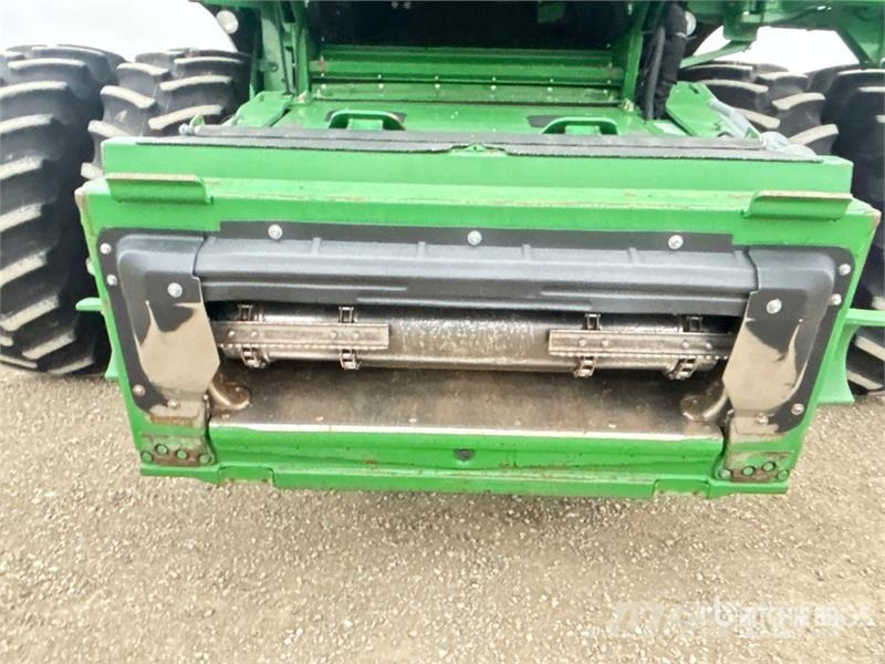 John Deere S680 Kombájnok