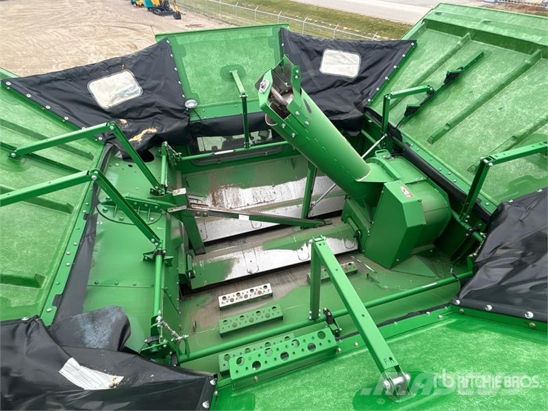 John Deere S680 Kombajni