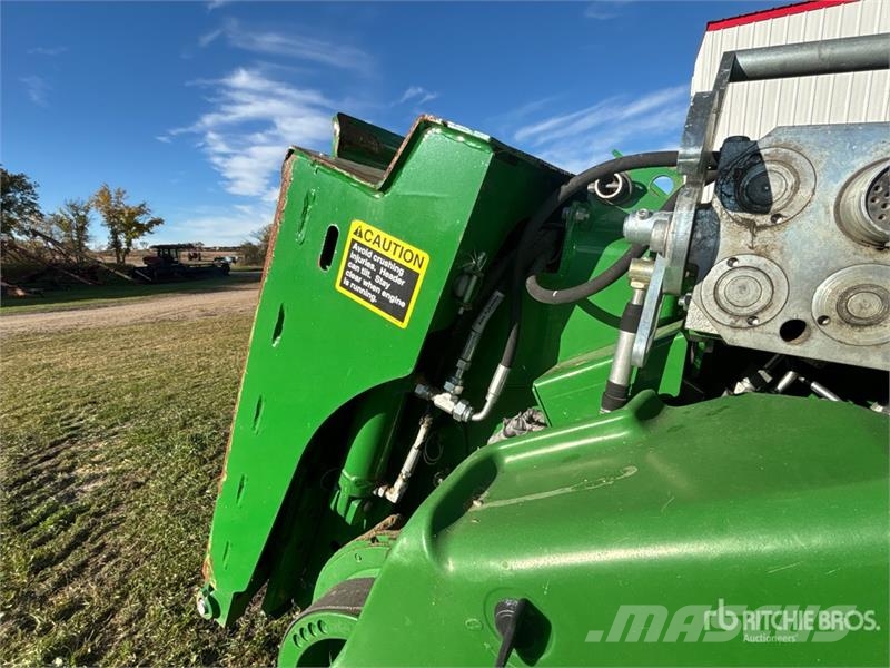 John Deere S680 Mietitrebbiatrici