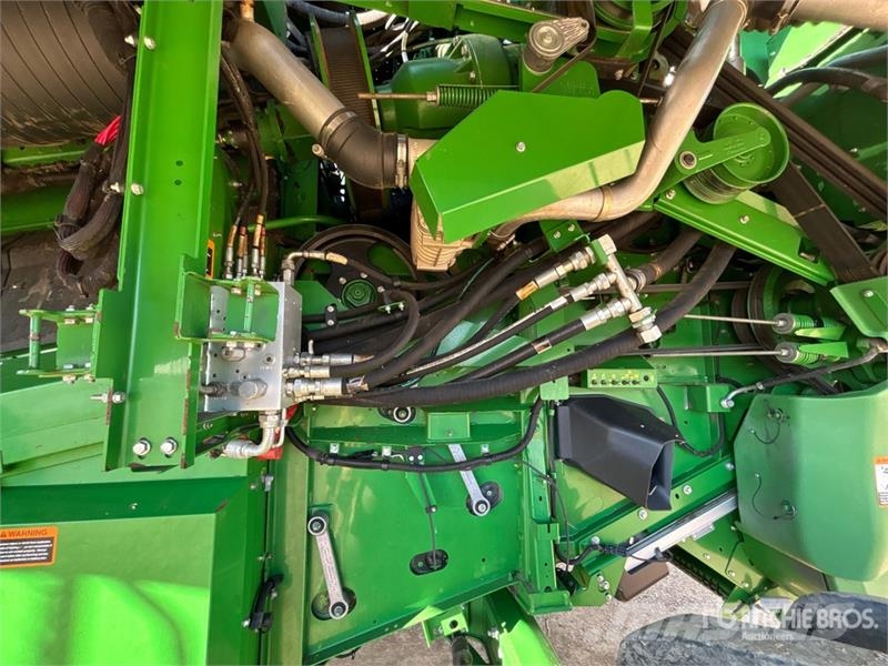 John Deere S680 Skurtreskere