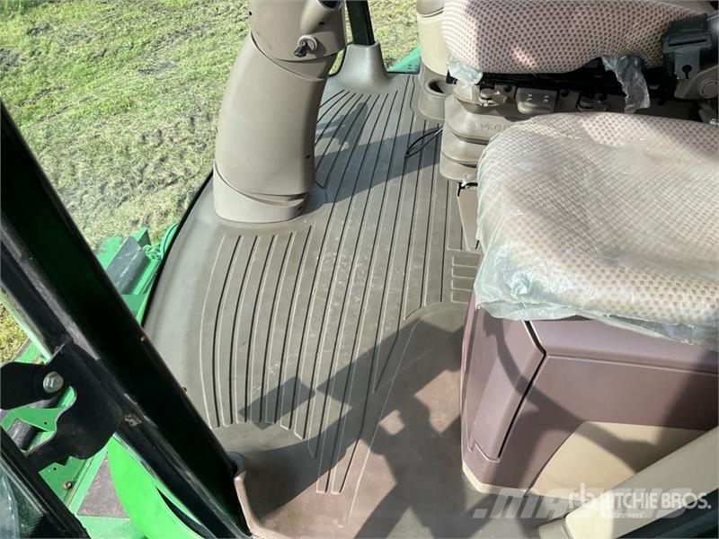 John Deere S680 Mietitrebbiatrici