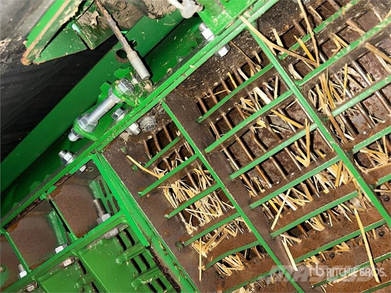 John Deere S680 حصادات