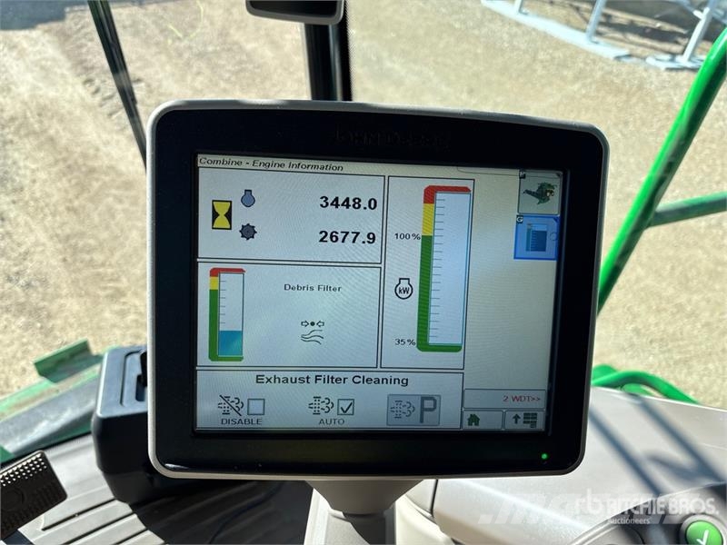 John Deere S680 Kombájnok
