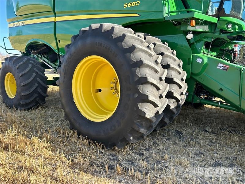 John Deere S680 حصادات