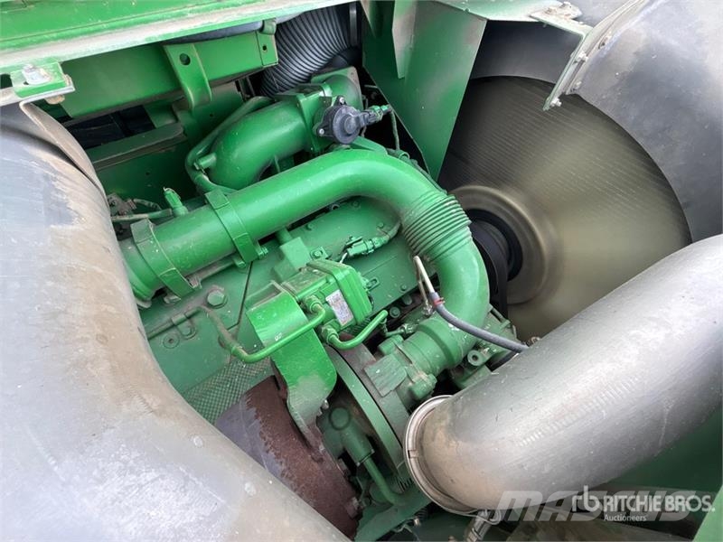 John Deere S680 Mejetærskere