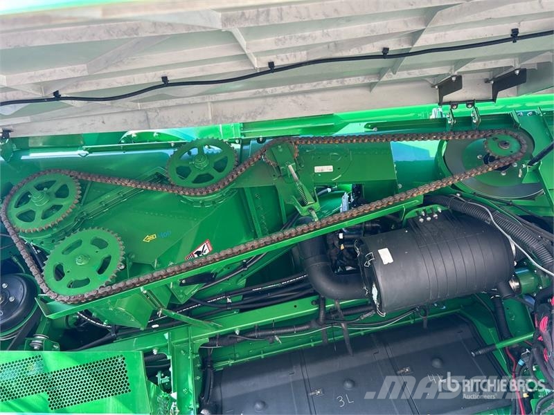 John Deere S680 حصادات