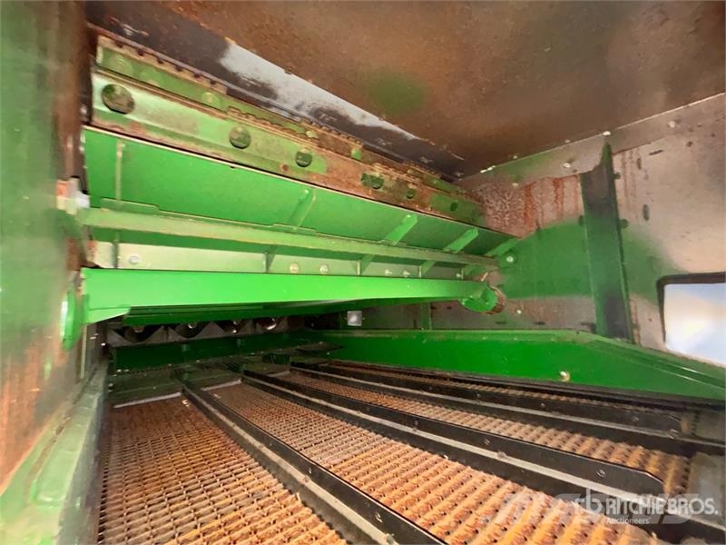 John Deere S680 حصادات
