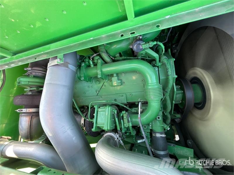 John Deere S680 Kombajni