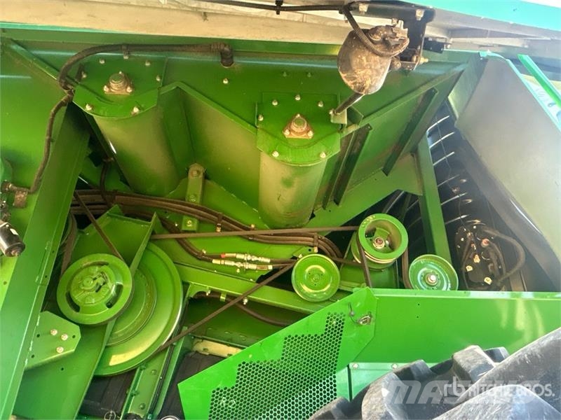 John Deere S680 حصادات