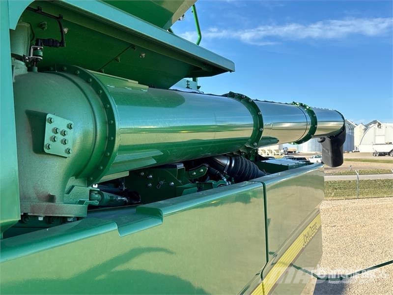 John Deere S680 حصادات